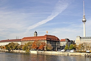 柏林百斯特-萨尔贝高等专业学院