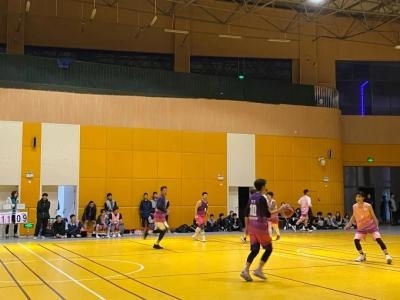 湖州帕丁顿双语学校校篮球队师生联赛.jpg