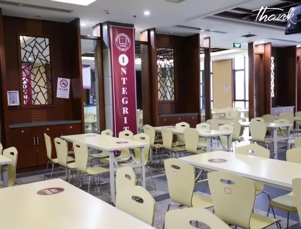 上海美达菲学校食堂.jpg
