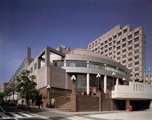 山梨学院大学