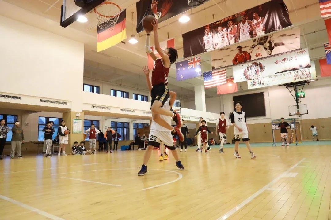 上海新纪元双语学校3V3篮球联赛.jpg