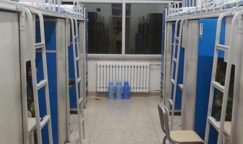 西安利君医药技工学校