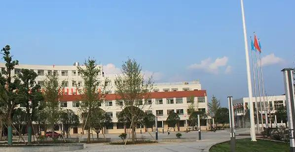 长垣县职业中等专业学校2022年宿舍条件