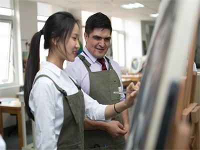 青岛博格思学校