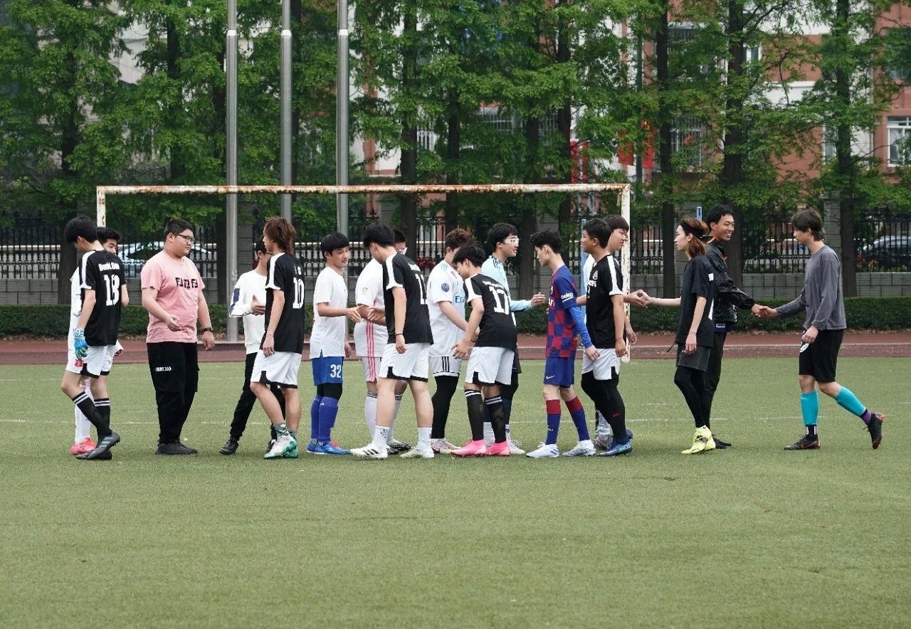 上外立泰A Level国际课程中心足球杯完美落幕.jpg