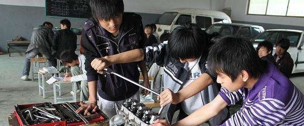 洛阳黄河科技学校