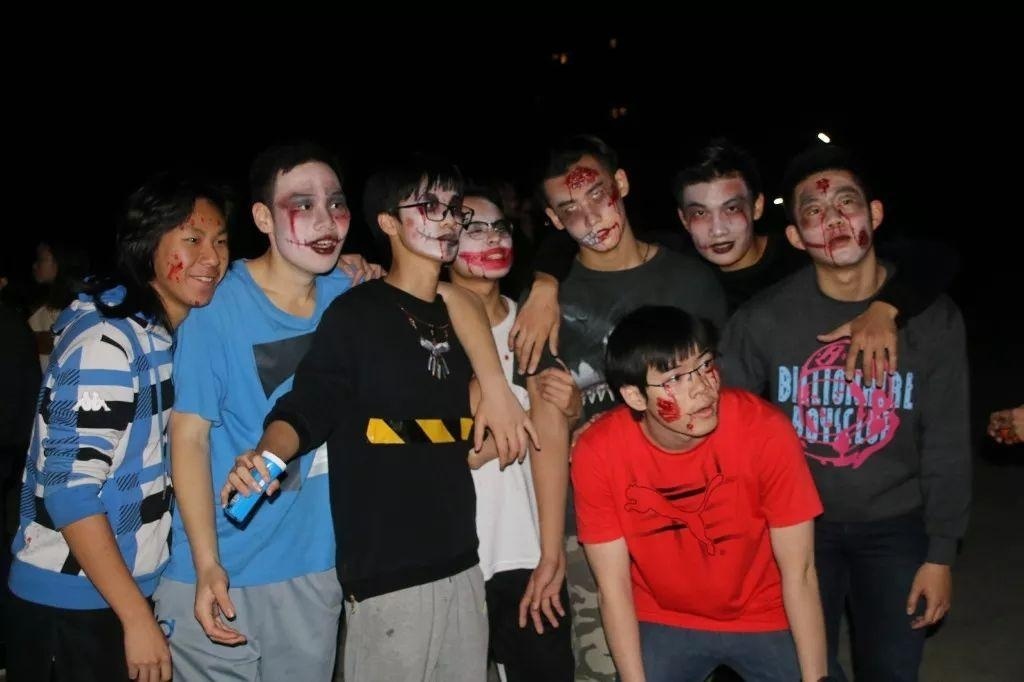 中加枫华国际学校zombie run.jpg