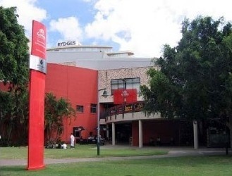 格里菲斯大学
