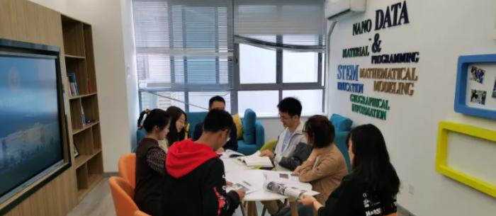 成都市第四十九中学校2022年招生办