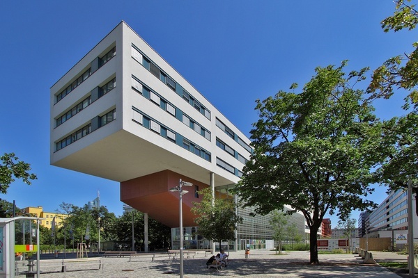 克恩藤技术高等专业学院