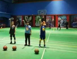 武汉学林篮球俱乐部