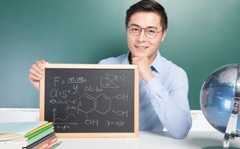 优师团队