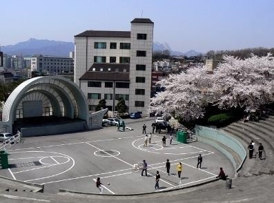 光云大学