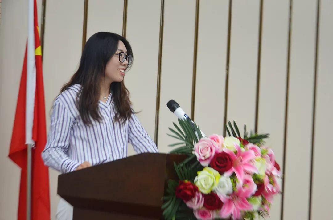 上师大附二外国际部6月3日升旗仪式.jpg