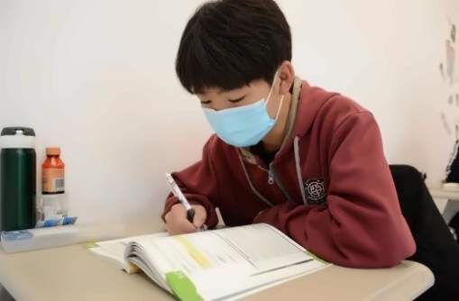 北京四中佳莲学校