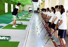 室内高尔夫训练