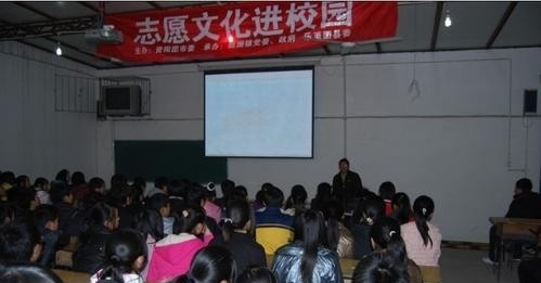 至县回澜职业中学地址在哪里