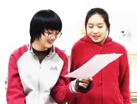 上海铭远国际高中学生国旗下的演讲:《感谢,一路有你》