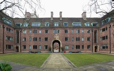 英联邦考试学院