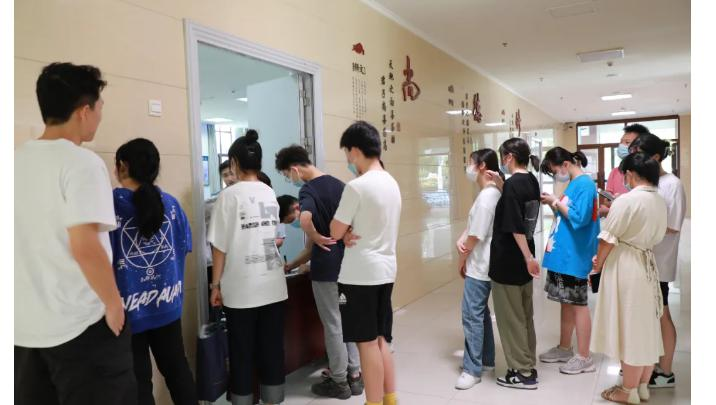 武汉市第六中学国际部