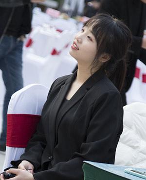 周倩子