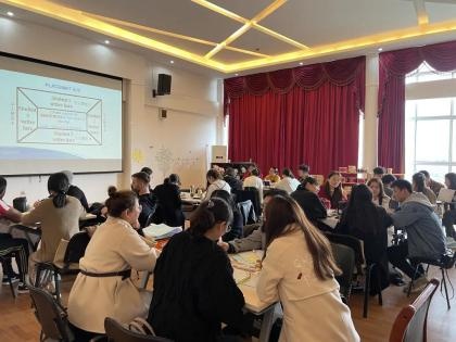 句容碧桂园小学Making the PYP Happen官方校内培训，.jpg