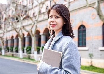 今后有机会去日本发展的人。