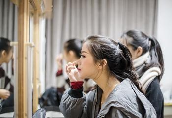不收费进修
