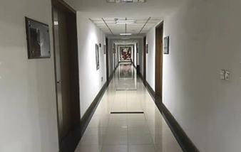 学校走廊