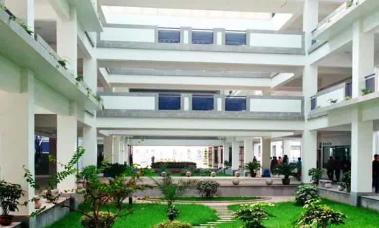 江苏教育学院附属高级中学