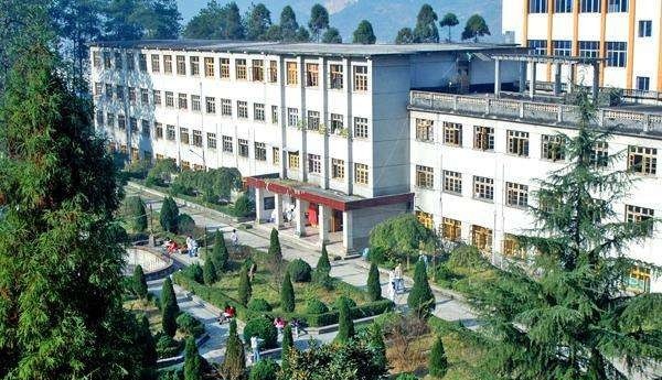 黔南民族卫生学校网站