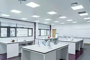 上海康德双语实验学校实验室