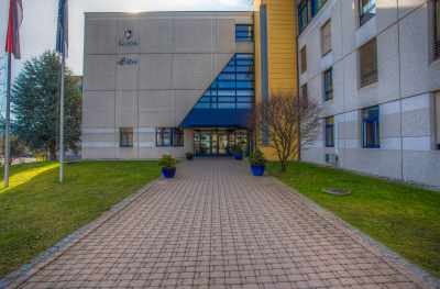 格里昂高等教育管理学院