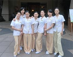 新时代美容班学员们