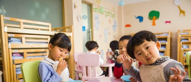 湖北世达实用外国语学校