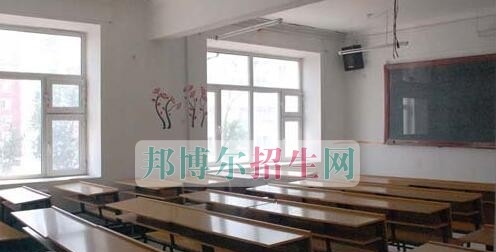 哈尔滨现代医护卫生学校