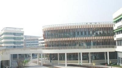 湖州帕丁顿图书馆.jpg