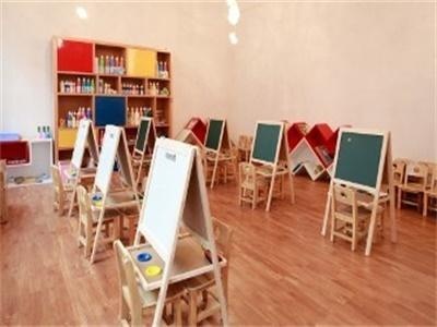 启东启迪外国语学校