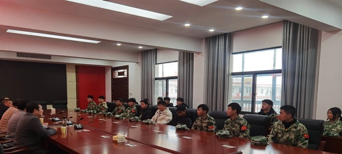 霍邱工业学校