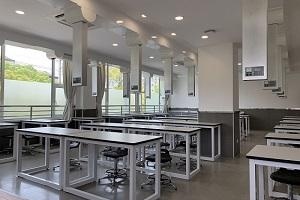 闵行汇点高中物理实验室