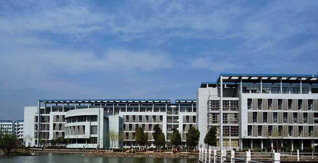 扬州市职业大学是几专