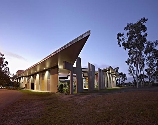 詹姆斯库克大学