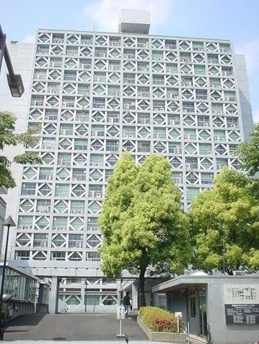 早稻田大学