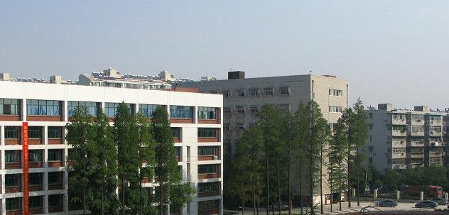 武汉铁路技师学院