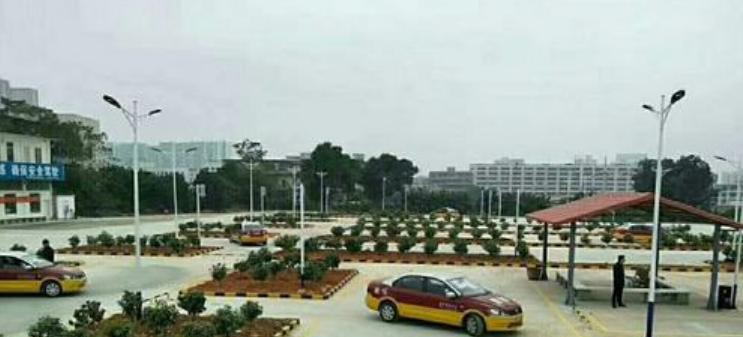 湛江汽车技工学校