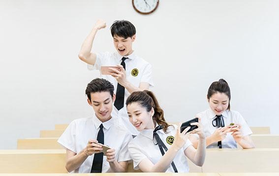 《保卫萝卜》游戏