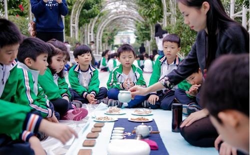 广州市白云区中黄外国语小学