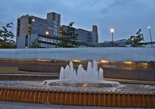 谢菲尔德哈勒姆大学