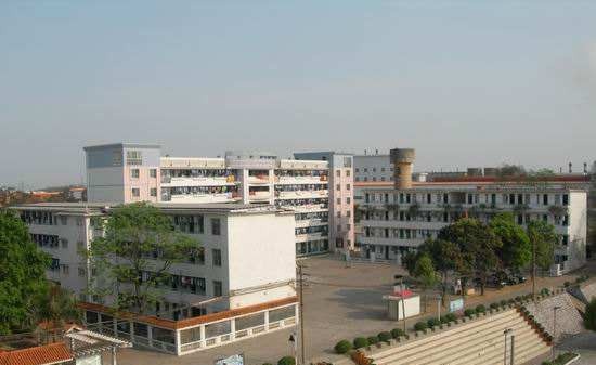 成都蜀兴职业中学