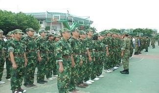 学生军训